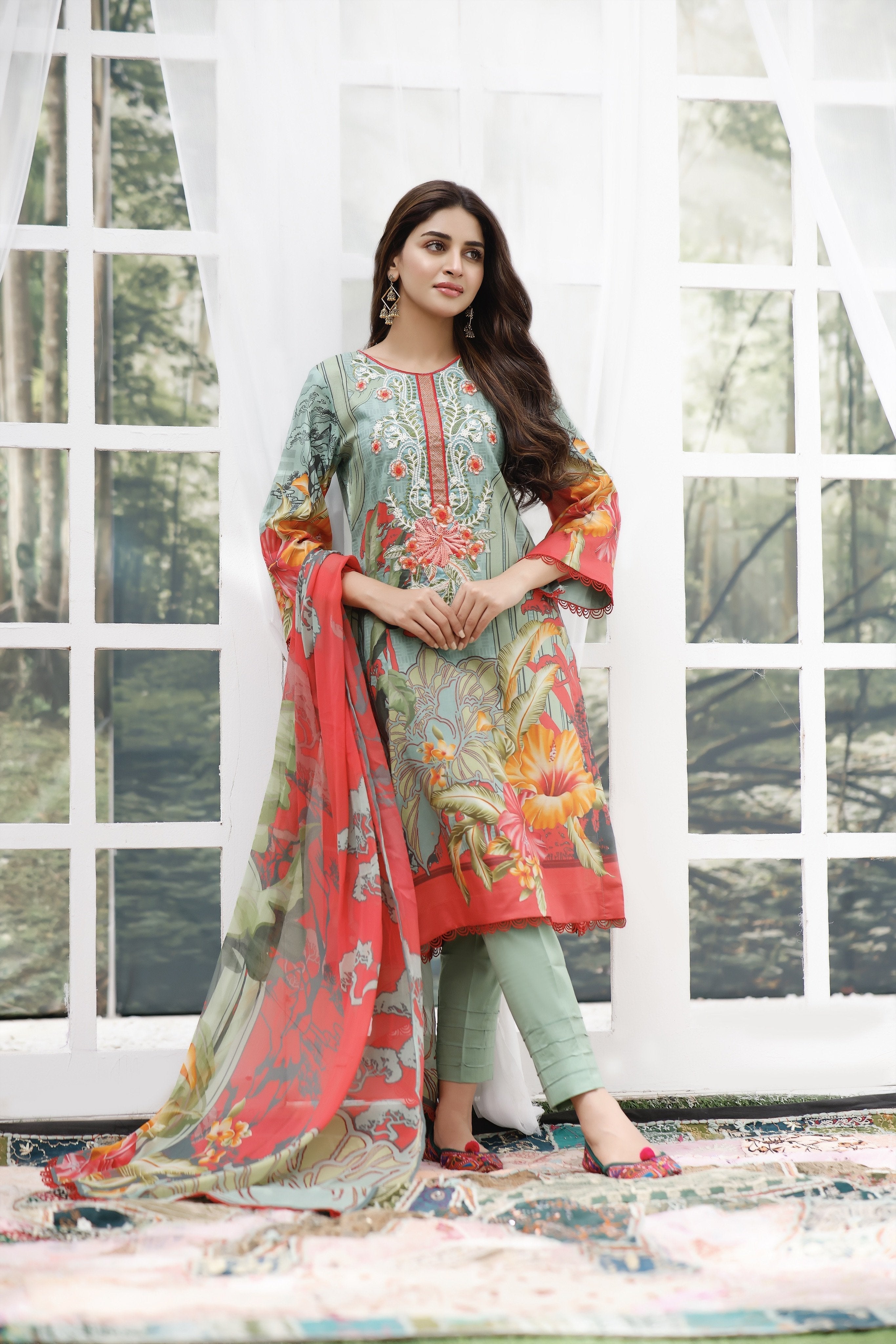 BAAD-E-SABA-GLV028